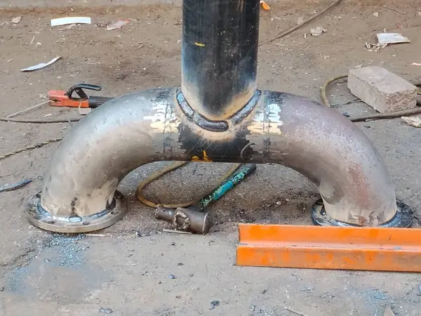 Welded stainless steel pipe manifold