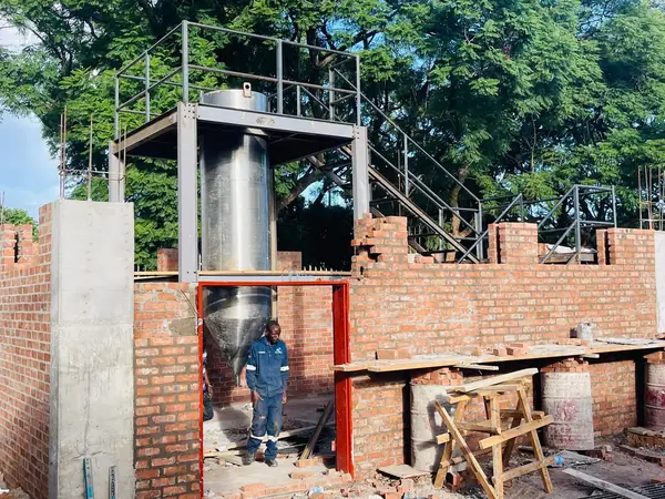 Stainless steel process vessel installed on site