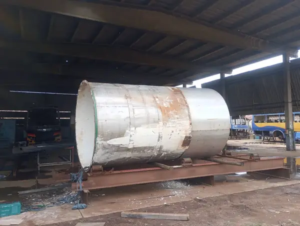 Stainless steel tank shell